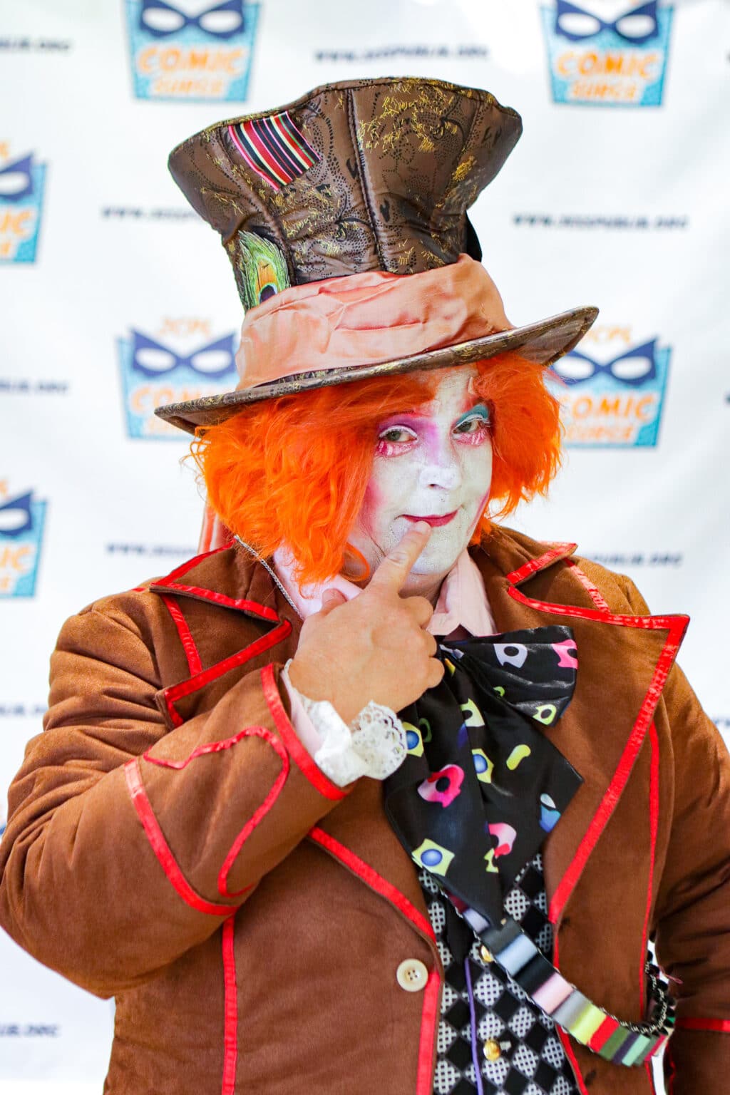 A cosplayer dressed as the Mad Hatter.
